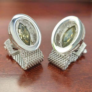 Vintage Swank Karatclad Manschettenknöpfe, Champagner Kristall, Mid Century Modern Mesh Kette, Weißmetall Statement Design Herren Abendkleidung