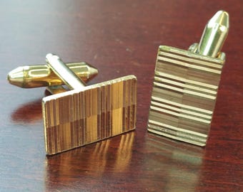 Diamond Cut Cufflinks, 1970's Brushed Gold Plate Men's Jewelry