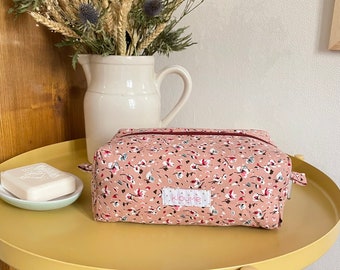 Quilted toiletry bag, viscose fabrics, flowers, pink, Kloume