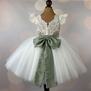 Robe de demoiselle d'honneur, robe sauge, robe d'anniversaire, robe de bébé, robe en dentelle, robe en tulle, mariage, modèle IS004 image 1