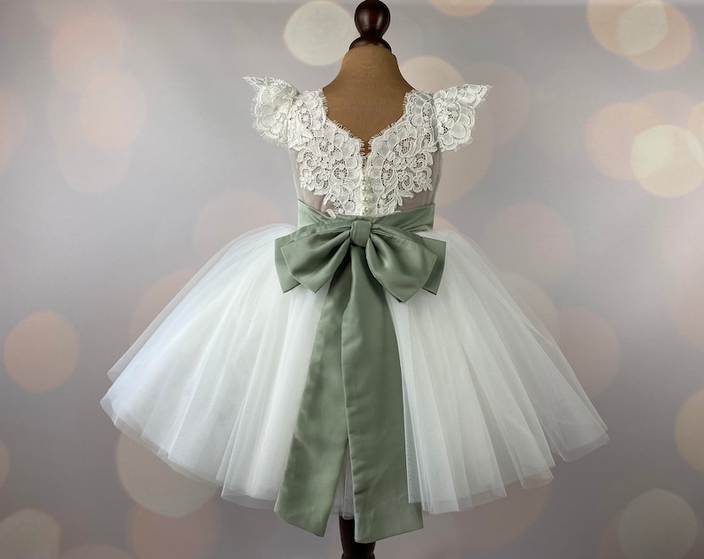 Robe de demoiselle d'honneur, robe sauge, robe d'anniversaire, robe de bébé, robe en dentelle, robe en tulle, mariage, modèle IS004 image 1