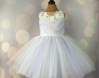 Robe de fille de fleur, robe d’anniversaire, robe de bébé, robe de dentelle, robe de tulle, mariage, modèle de robe lilas IL26