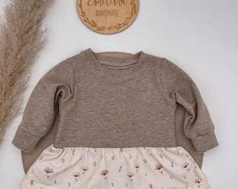 Sweater Volantsweater Blumen beige altrosa Aquarell Baby Kind