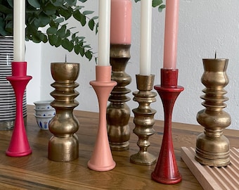 Upcycling - Set aus drei gedrechselten Holzkerzenständern für nachhaltige Dekoration. Rosa / Rot /Pink