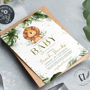 Pode incluir: Um convite para um ch&aacute; de beb&ecirc; com tema de selva. O convite apresenta uma ilustra&ccedil;&atilde;o em aquarela de um le&atilde;o com uma coroa, cercado por folhas verdes. O texto no convite diz: "Por favor, junte-se a n&oacute;s para um ch&aacute; de beb&ecirc; - Em homenagem a Sarah Banks, 19 de agosto | S&aacute;bado, &agrave;s quatro da tarde, 12345 Star Street, Majami Fl&oacute;rida 555555, RSVP at&eacute; 31 de julho para Jess 123-4567-8955, registrado na amazon".
