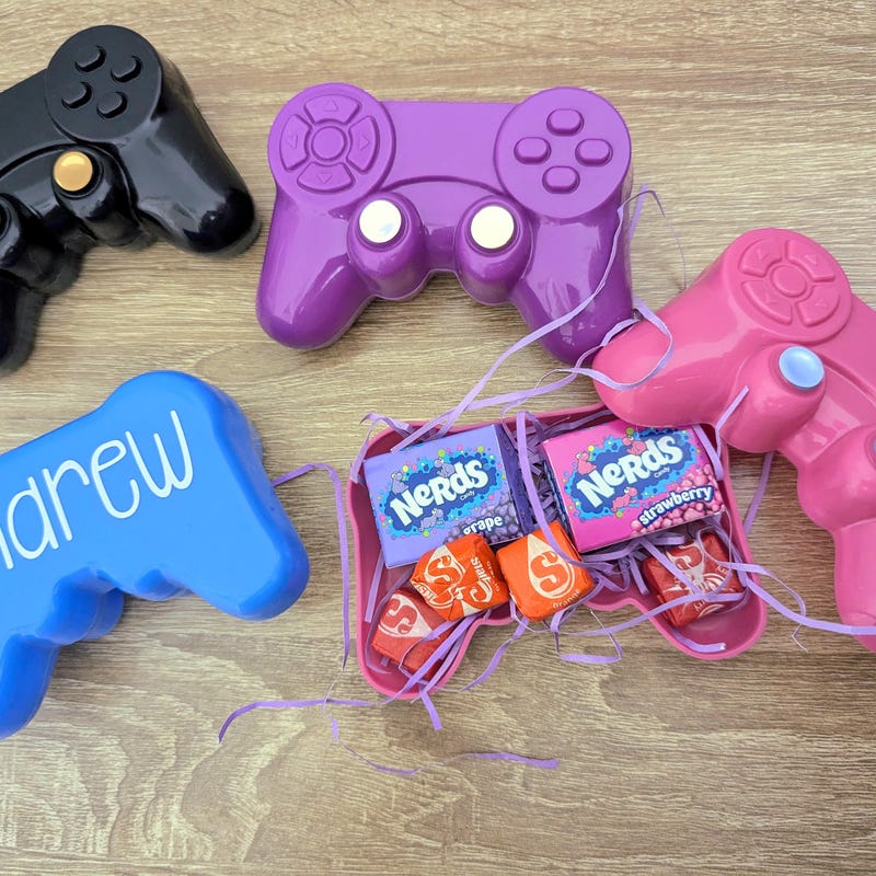 Easter Candy Holder, Game Control Easter Egg, Personalized Easter Egg for Kids,Party Favors for Gamers, Easter Basket Filler, Easter Treats