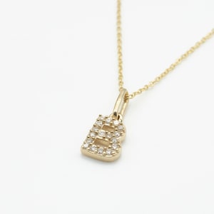 10K Solid Gold Diamant Anfangskette, Gold Diamant Buchstabe Halskette, Brief Charm Halskette, personalisierter Schmuck, Diamant Anfangsanhänger
