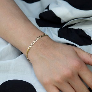 10K Solid Gold Curb Bracelet / Everyday Bracelet / Flat Curb Chain Bracelet / Italian Chain Link Bracelet / Bold Style / Boyfriend Bracelet/