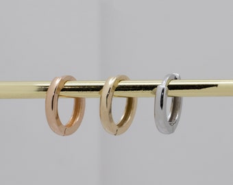 10K Solid Gold Tiny  Rounded Huggie Hoop Earrings, Small Hoop Earring, Stacking earrings, Everyday Huggie Hoop Earrings , Gold conch hoop