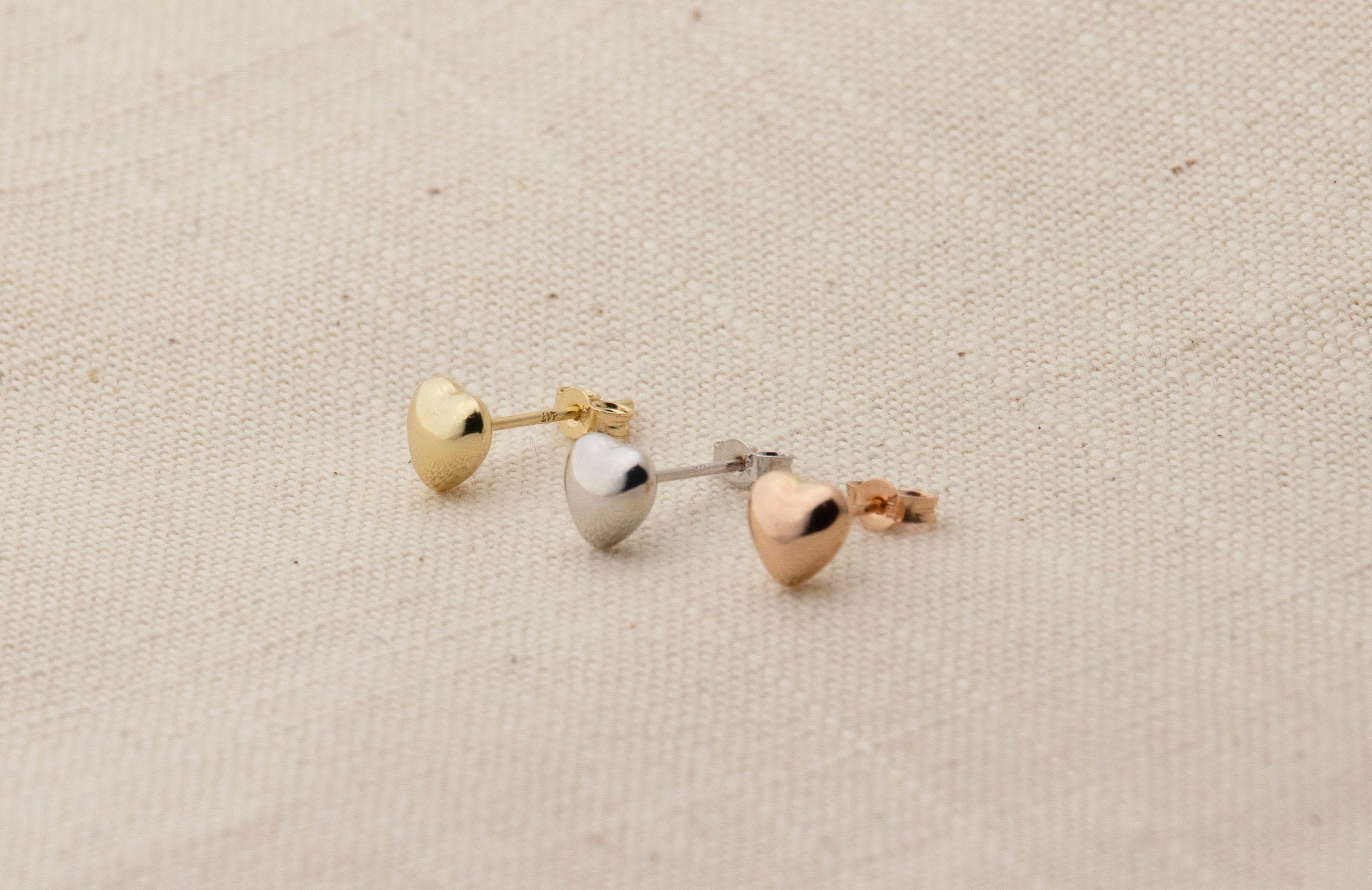 10K Solid Gold Puffed Heart Stud Earring / Dainty Stud / Minimalist Heart  Earring / Heart Shape Stud / Everyday Jewelry / Simple and Cute / - Etsy