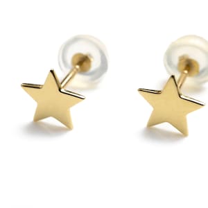 10K Solid Gold Star Earrings /  Gold Stud Earrings /  Star Post Earring / Star Earrings / Simple Gold Stud / Star Stud / Celestial Earrings