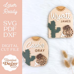 SVG Western Jungen Namen Schild Kaktus Cowboy Hut, Cowboy Namensansage, Western Namensschild für Krankenhaus, Laser Cut Datei, Neugeborenen Fotorequisite