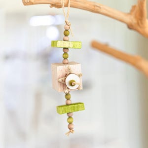 Clover - Balsa wood chewing toy for small & medium birds