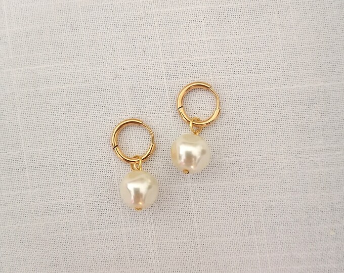 Pearl earrings