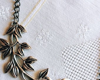 Leaf necklace