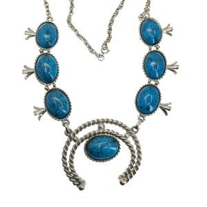 Collar Vintage Squash Blossom / 1970 Faux Turquoise / 28&quot; Naja Vintage Southwest Turquoise Collar