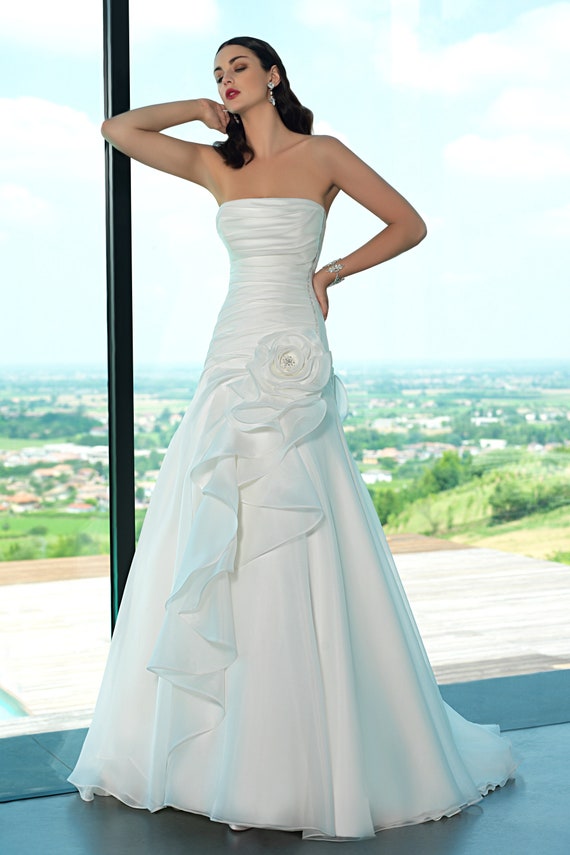 Abito da sposa VALENTINI EGO organza seta pura. Gem