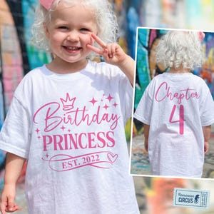Camiseta de niña para 4.º cumpleaños (SVG, PNG, Capítulo 4 Svg, Est. 2022, Cuatro años, Delante + Trasero, Negro, Blanco, Rosa, Azul, para Cricut, Sublimación)