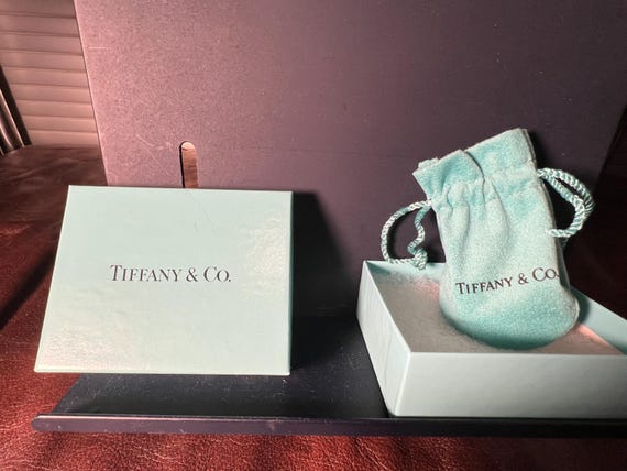 Tiffany & Co. 1837 Sterling Silver Cylinder Screw Top Pill Holder