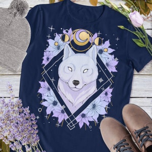 Grey Wolf Shirt Moon Phase Lunar Shirt Witchy Boho Hippie Unique Wolf Art Short-Sleeve Unisex T-Shirt