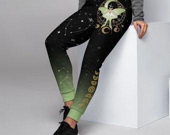 Pantaloni della tuta riciclati ecologici / Pantaloni della tuta artistici da strega con arte Luna Moth / Joggers da donna