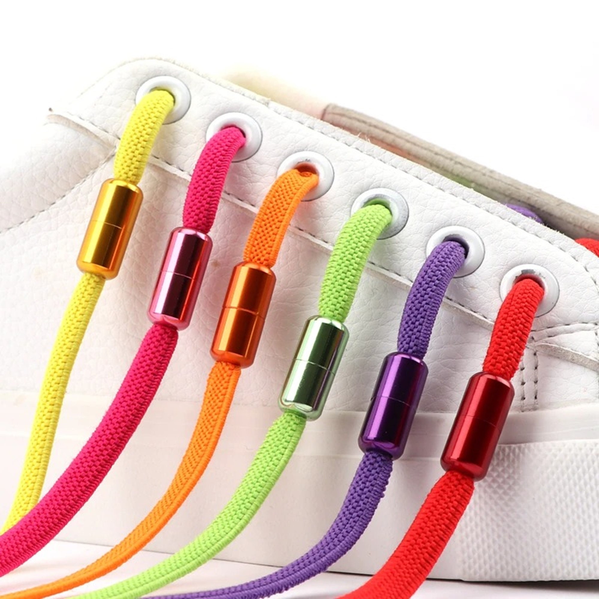 shoelace buckle nike