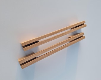 Oaq handles/ Solid pulls, Drawer handles