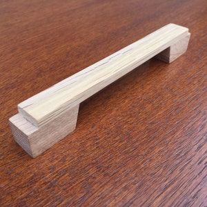 Handmade Oak Wood Drawer Pulls: Natural Wardrobe Handles