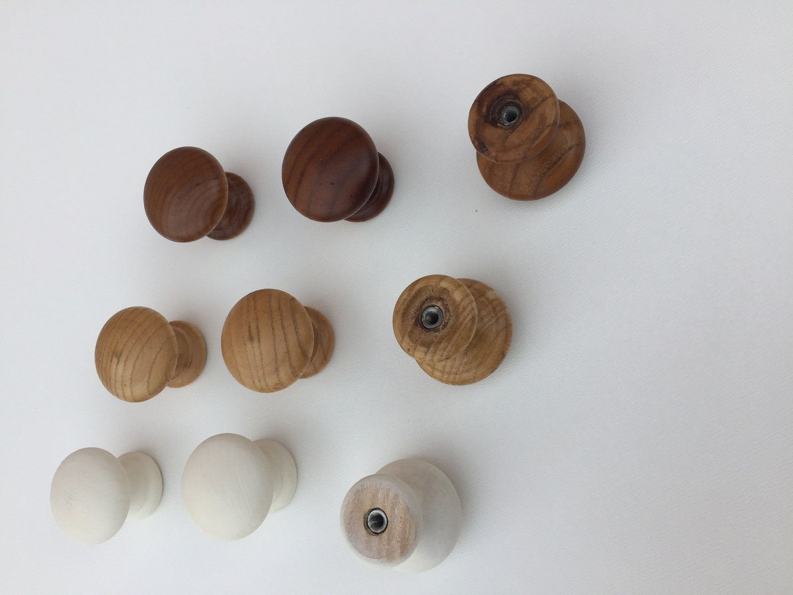 150 Bottoni In Legno Naturali – 15/20/25 Mm – Con Scritta “Handmade With Love” E Cuore – Fai Da Te