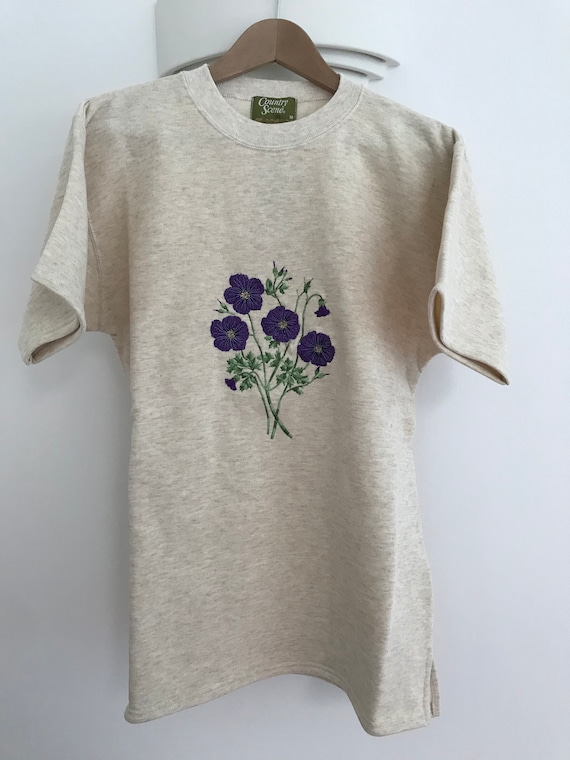 ゼラニウムの花の刺繍入り半袖チュニック（オートミール） - Etsy 日本