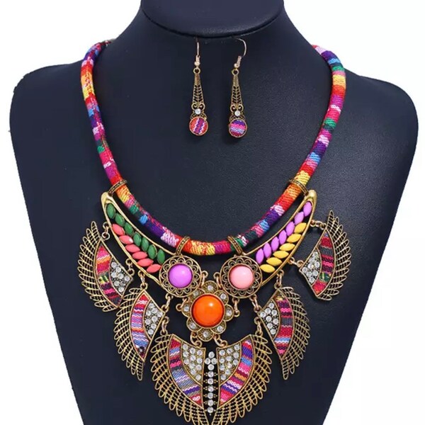 Multicolour Bohemian Statement Choker Necklace Set that brings out the confidence in you.