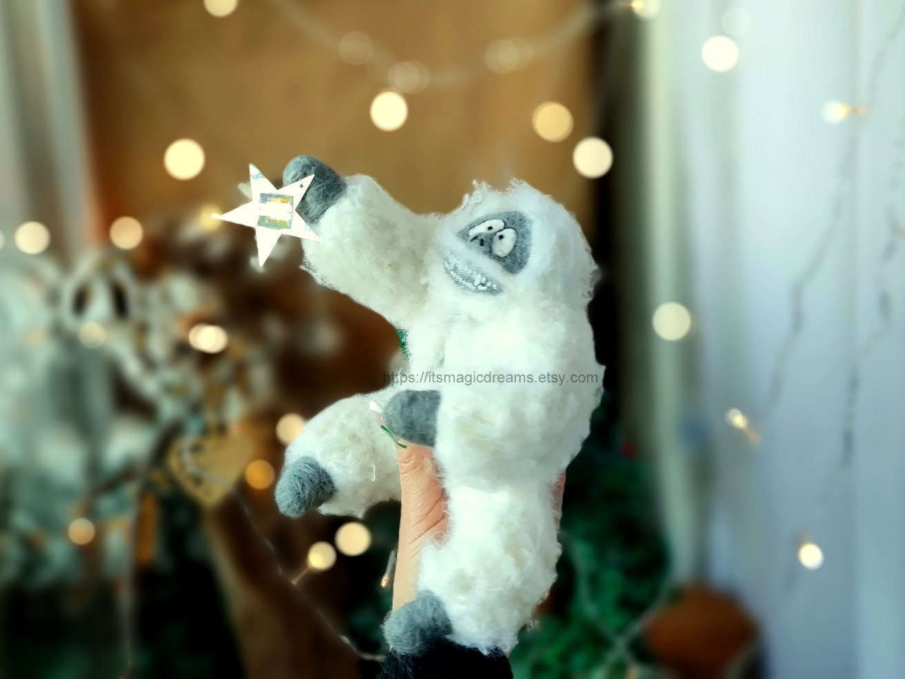  Christmas Tree Topper Abominable Snowman with Star