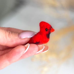 Tiny RED CARDINAL BIRDS ornament Dollhouse miniatures Needle Felted birds