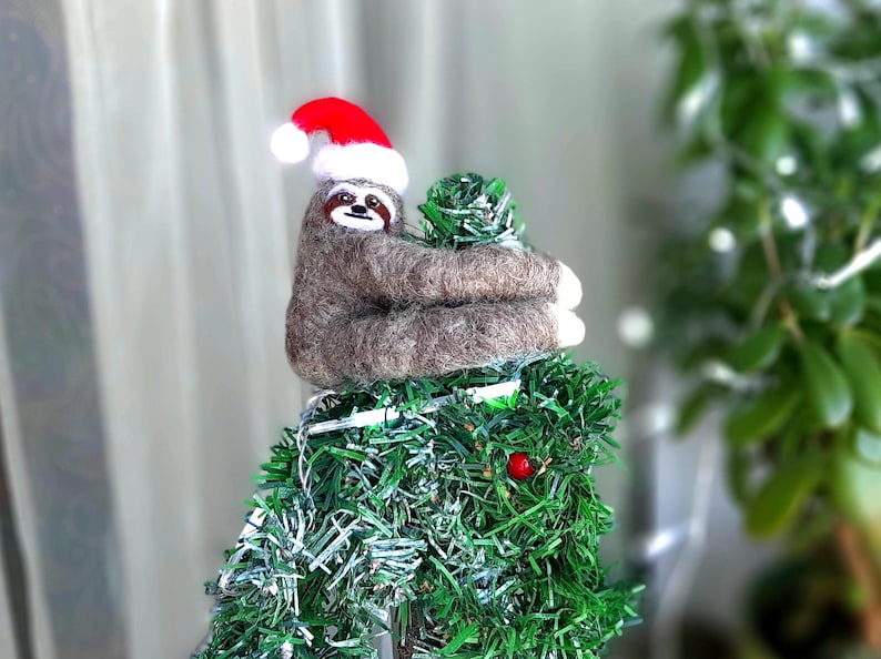 Décoration pour arbre LITTLE SLOTH, décoration pour arbre de Noël, cadeaux paresseux en feutre, animaux en feutre vintage, décoration de Noël, décoration de sapin de Noël image 2