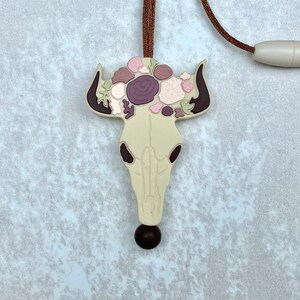 Fidget necklace, highland cow, stim toy, fidgets, sensory toys, adult fidget toys, stim jewelry, stimming toys, silicone necklace