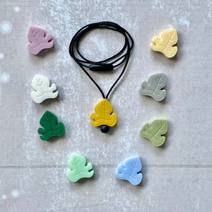 Fidget necklace, monstera leaf, stim toy, fidgets, sensory toys, silicone necklace, stimming toys, fidget toys, stim jewelry