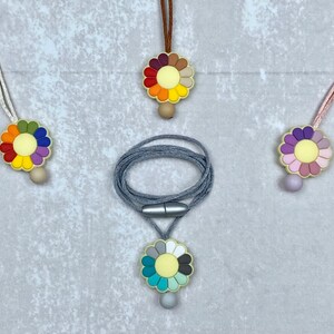 Fidget necklace, flower, fidgets, stim toy, silicone necklace, fidget toys, stim necklace, sensory toys, stimming toys, stim jewelry