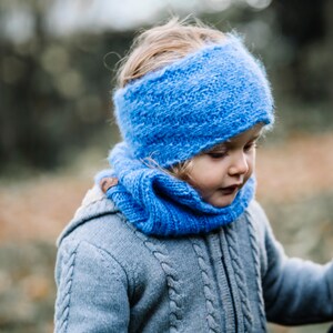 Headband and loop in blue, for children image 3