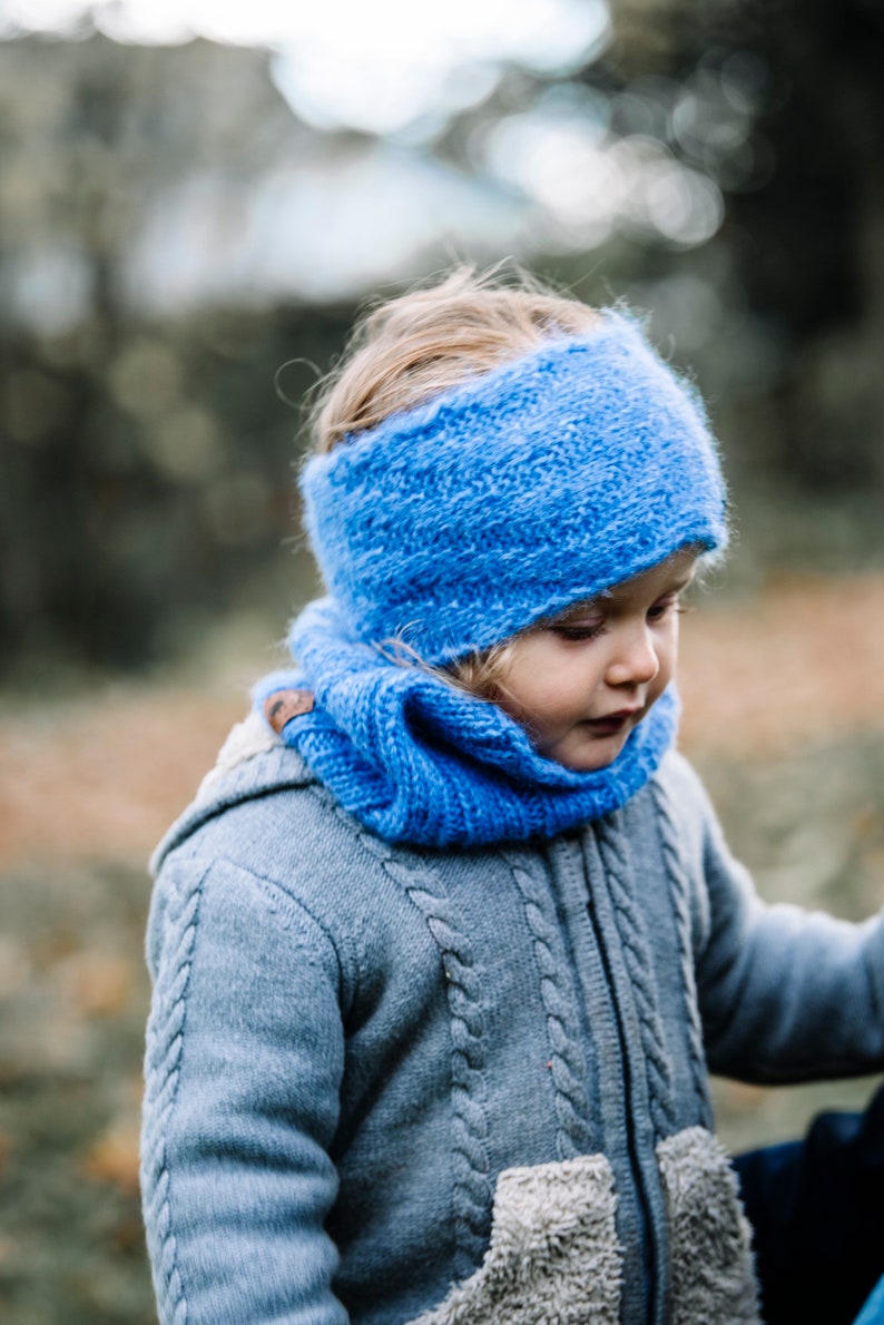 Headband and loop in blue, for children image 3