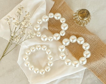 Ophelia| White Pearl Scrunchies-Bridal Bun Holder-Pearl Hair Tie-Pearl Ponytail Holder-Pearl Hair Accessory-Ponytail Holder-Pearl Scrunchies