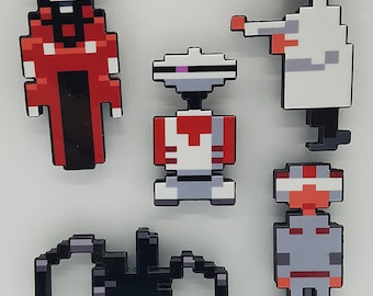 Sierra Space Quest 1 3D Fridge Magnets (Roger Wilco (Space Suit), QR 7 Pilot Droid, Keronian, Sarien Cyborg Spider, Dying Scientist)