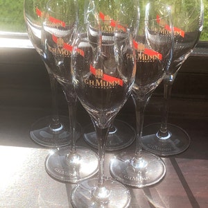 5 x Mumm Champagne Glasses Flutes New & Never Used 16cl Boxed