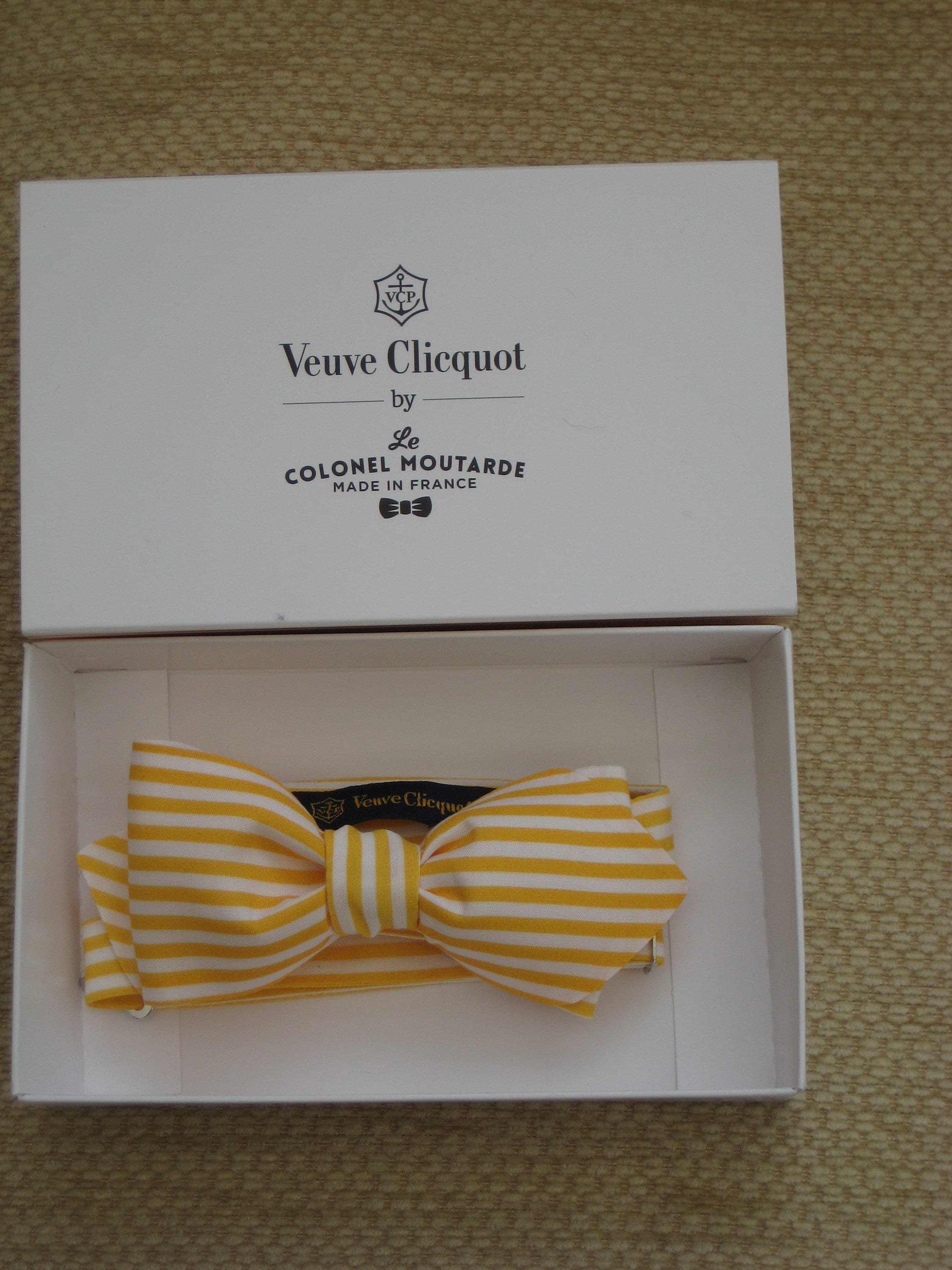 Le Colonel Moutarde Veuve Clicquot Champagne Bow Tie Made Especially for Veuve Clicquot Etsy Canada