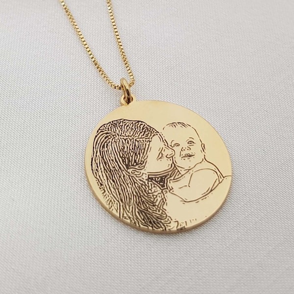 Photo Necklace For Mom • Custom Photo Necklace For Mother • Necklace For Mom With Kids • Engraved Mom Necklace • Personalized Gifts For Mom