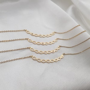Four Sisters Necklace Infinity Shape Set of 4, Big Sis Lil Sis Necklace, Gift From Mother to Daughters, Four Best Friends Necklace Set