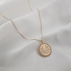 Artemis Amulet Necklace, Artemis Amulet, Goddess Of The Hunt Charm, Greek Mthology, Moon Symbol Pendant, Game Of Thrones, Artemis Pendant