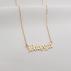 Collar Babygirl • Colgante Babygirl • Regalo para novia • Collar Babygirl de oro de 18 quilates • Joyería para mejor amiga • Regalo de San Valentín
