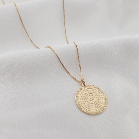 Hekates Magic Necklace, Hekate Magic Strophalos Necklace, Hekate Pendnat, Wheel of Hekate Necklace, Necromancy Wheel Necklace, Maze Necklace