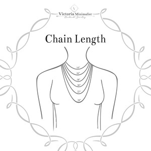 Collar con la inscripción de Piscis • Joyería zodiacal con cadena Figaro imagen 5