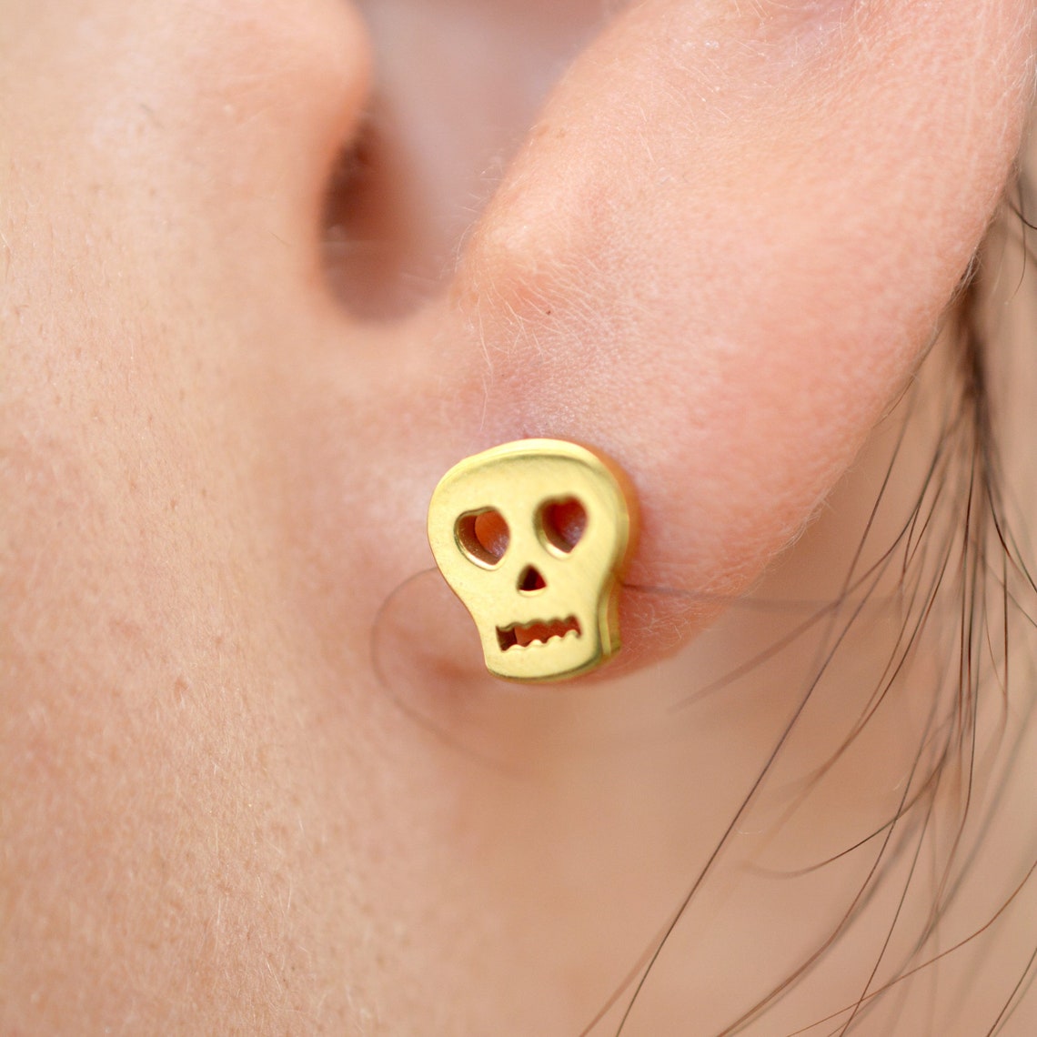 Gold Tiny Skull Stud Earrings Gothic Jewelry Skull Earrings Etsy